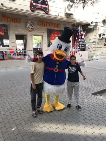 restoran ucun qab qacaq: Fastud və Burqer restorsnı ücunabsdanlıqlar satılır. Maqdonals — 27