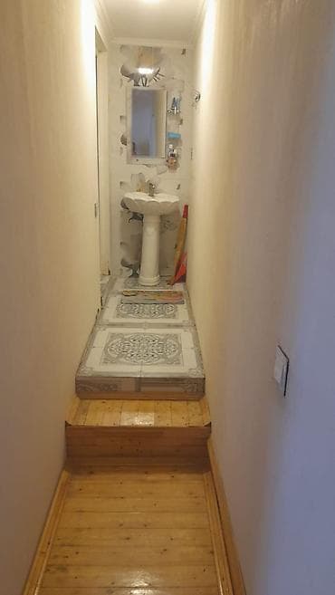 nerimanovda kiraye evler ucuz: Şəki xan sarayının yanında qala divarlarının yanında həyət evi günlük — 6