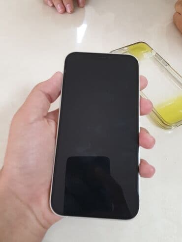 ipad 2 ikinci el: IPhone 12, Белый — 1