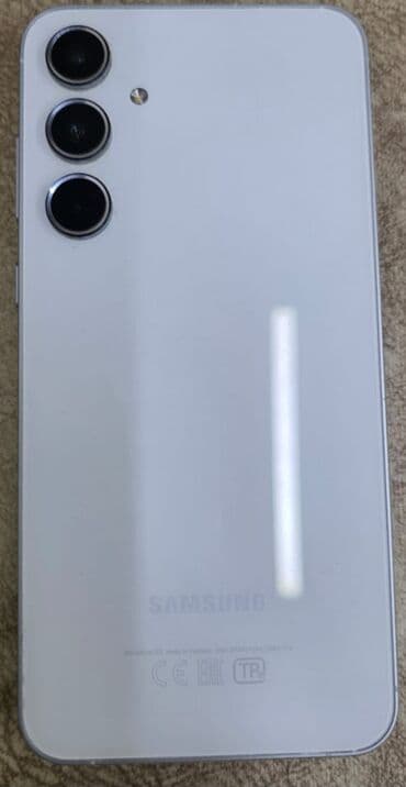 z fold 5 qiymeti: Samsung Galaxy A55, 256 GB, rəng - Ağ, Sensor, Barmaq izi, Simsiz şarj — 2