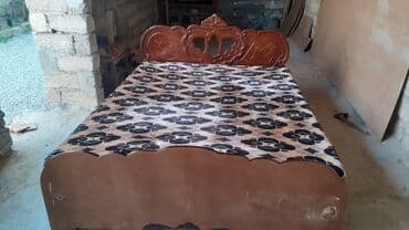 tek kravat ikinci el: Çarpayılar 
İşlənmiş möhkəm 
Sandığlıdı — 4