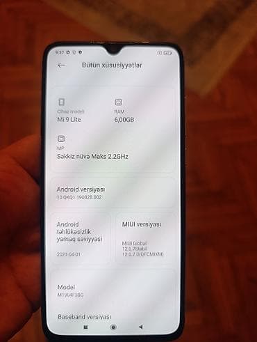 skriti kamera: Xiaomi Mi 9 Lite, 64 GB, rəng - Ağ, 
 Barmaq izi — 2