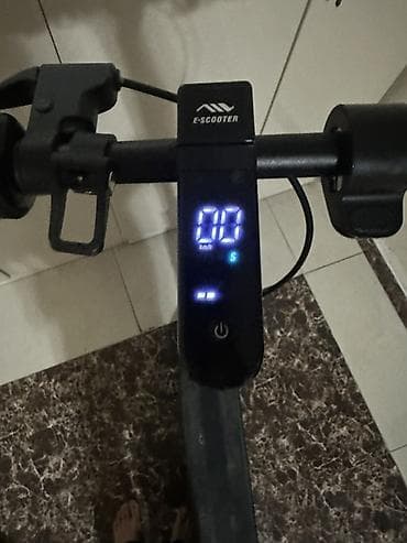 toba x9: Elektrik skuter – To’ba E‑Scooter Xüsusiyyətlər: - Rəng: qara — 2
