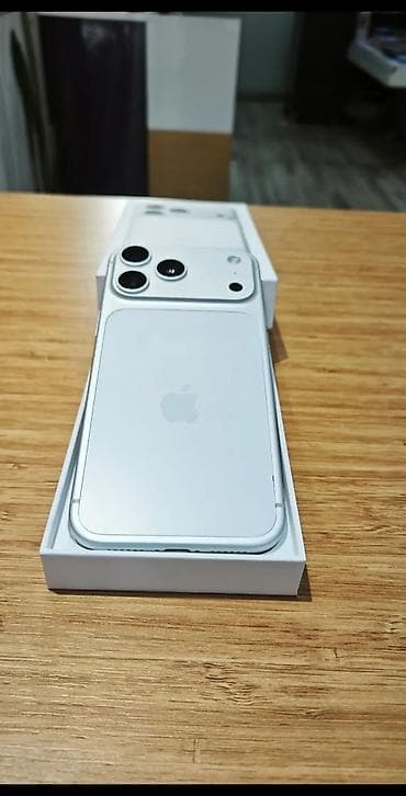 xiaomi 11 pro max: IPhone 17 Pro Max, 256 GB, Ağ, Face ID — 3