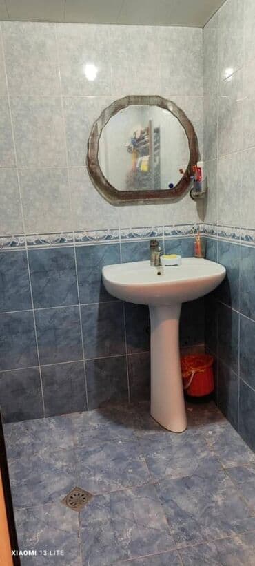 evler bineqedide: Bakı, Bakıxanov qəs., 3 otaqlı, Köhnə tikili, 70 kv. m — 12