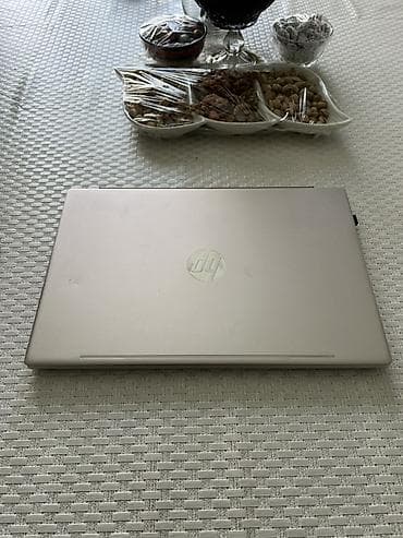 komputer notebook: HP Pavilion 15 (model 15-cs3056ur) noutbuk Texniki xüsusiyyətlər: - — 2