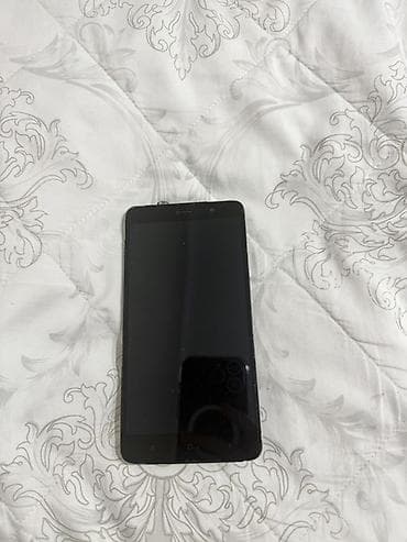redmi 3 s: Xiaomi Redmi 3 seriyalı smartfon Xüsusiyyətlər: - Korpus: metal arxa — 1