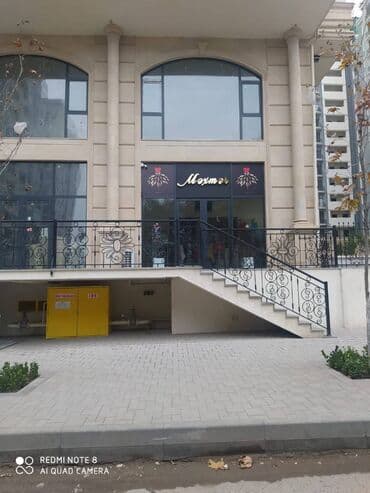 киоск в аренду: Yasamal rayonu İnşaatçılar metrosunun yaxınlığında,8 kv.m sahəsi olan — 3