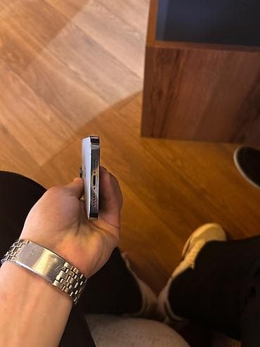 i̇phone 1: IPhone 13 Pro, 128 GB, Gümüşü, Face ID — 3