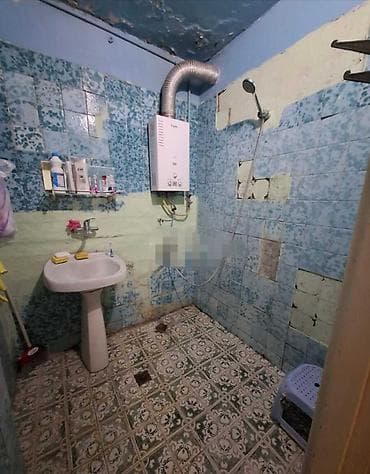 kiray: Elani oxu sora yaz 9 cu mikra rayonda 9/2 de 3 otaq 70 kv orta temirli — 5