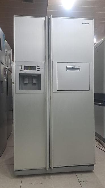 2 qapılı Samsung Soyuducu Satılır, rəng - Gümüşü, Dispenserli