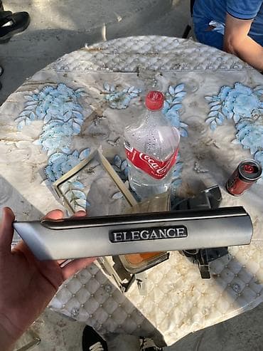 mercedes panel: Avtomobil üçün “ELEGANCE” yazılı yan/qapı moldinqi (dekorativ xarici — 1