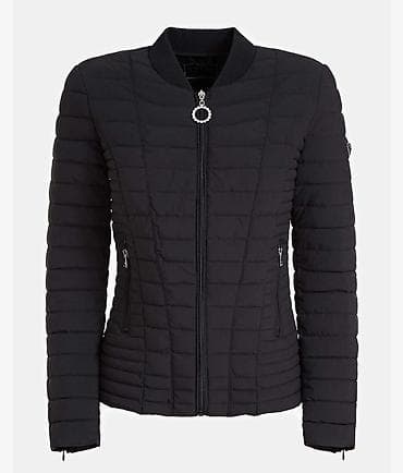 Qadınlar üçün qara qısqa quilted yüngül jaket - Rəng: qara - Siluet