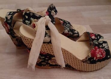 женские пляжные шлепанцы: Размер: 39, Б/у — 1