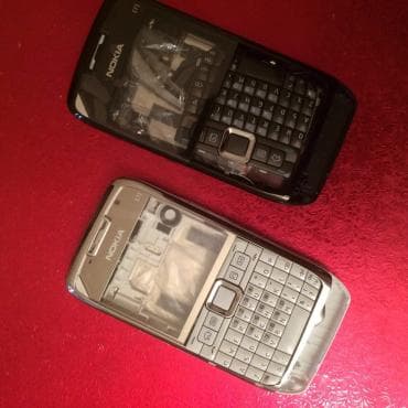 samsuq telfon: E71 cun arginal korpusdar zbir ozde her rengide var usdanofkada ola — 1