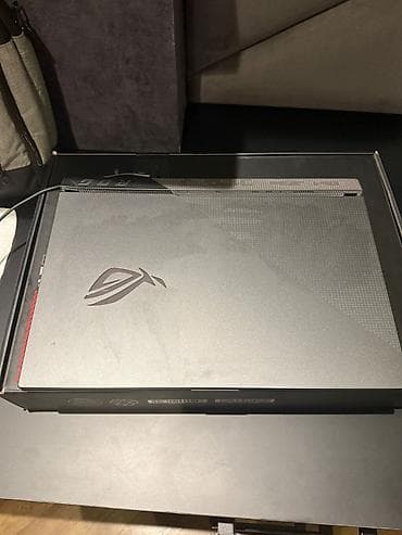 Фото и видеокамеры: AMD Ryzen 7 4800H 	•	17.3″ Full HD screen 	•	16 GB RAM 	•	512 GB SSD — 4