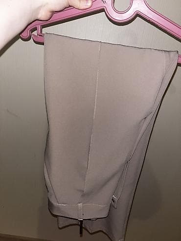 Baş geyimləri: 42 ölçü.Bir dəfə geyinilib.60azn alınıb,40₼satılır.Endirimdə olunacag — 5