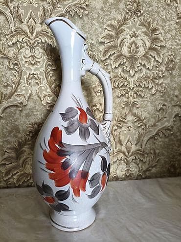 Bir vaza, Keramika — 1