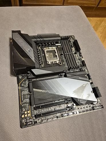 asus i7: Ana Platası Gigabyte AORUSRPOX, İşlənmiş — 1