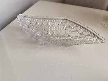 yemek servisi: Kəsimli şüşədən dekorativ meyvə/salfet qabı 2 eded 25 m. - Material — 1