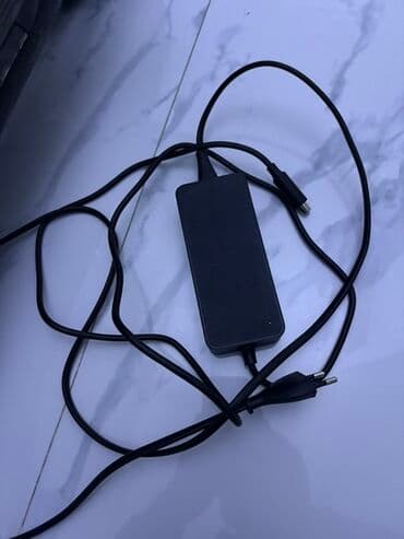 qruz nə deməkdir: Elektrik skuter - Şəhər üçün yığcam və yüngül gövdə, qara rəng - — 12