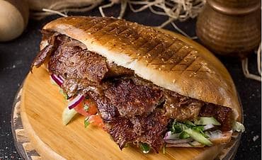 DÖNƏRÇİ Kababçı TƏLƏB OLUNUR İş təcrubə 2/3 il Yaş həddi 21/40 Əl