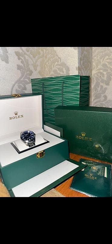 Rolex saat – orijinal qutu və aksesuarları ilə • Model: Oyster lalafo.az -da Rolex saat – orijinal qutu və aksesuarları ilə • Model: Oyster