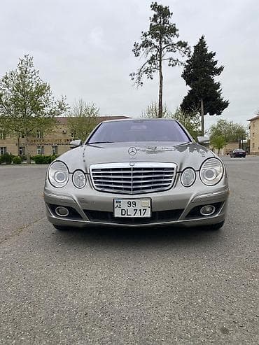maşın 099: Mercedes-Benz E 320: 3.2 l | Sedan — 1