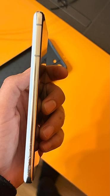 samsung soyuducu: Samsung Galaxy S21 FE, 128 GB, rəng - Ağ, İki sim kartlı — 4