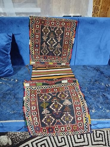 capsella perde modelleri: Məhsul: İki bölməli əldə tikilmə kilim/“xurcun” (çanta tipli — 1