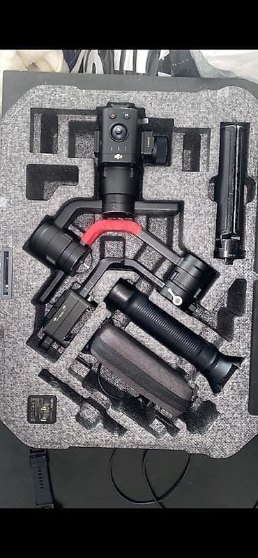 Ideal vezyetdedi butun aksesurarlari var. Aparatim crop olduguna gore