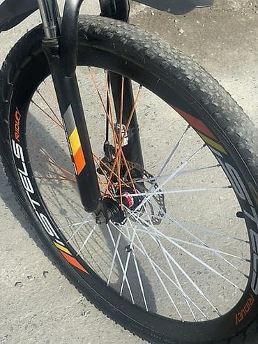 velesibet matoru: STELS dağ velosipedi Xüsusiyyətlər: - Yüngül və möhkəm alüminium — 7