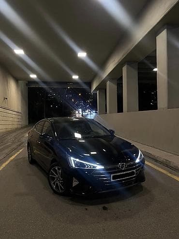 panel satış: Hyundai Elantra: 2 l | 2019 il Sedan — 2