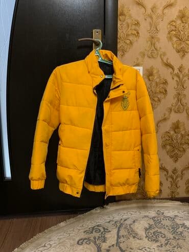 Kişi geyim dəsti – 3 məhsul 1) Sarı şişmə qış gödəkçəsi - Rəng — 1