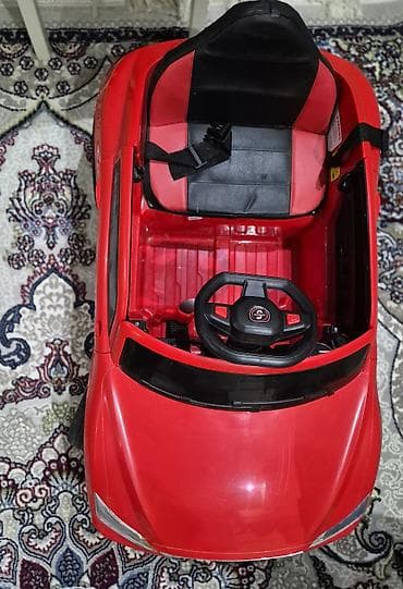 golf masini: Uşaq üçün elektrikli minik maşını – qırmızı - Korpusu sport — 2