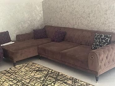 Künc divan açılır, bazası var 450 azn satılır ünvan.Duzovna mawtaga