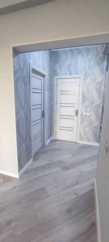 zal satılır: 3 otaqlı, Yeni tikili, 84 kv. m — 12