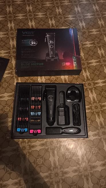 silver et ceken: VGR Professional saç və saqqal kəsən maşın – model V-880C — 1