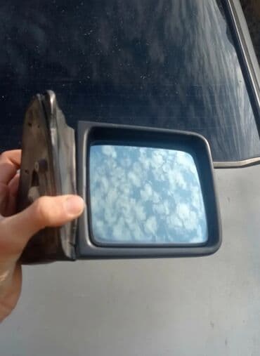 Sol, Mercedes-Benz 190 lalafo.az -da Sol, Mercedes-Benz 190