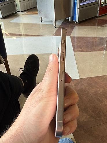 ikinci el iphone 16 pro: IPhone 16 Pro Max, 256 GB, Ağ — 2