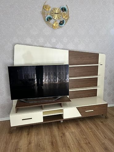 Дом и сад: Tv stent. tv satılmır. uzunluğu 220 sm. qiymət 130 manat. real alıcı — 1