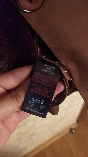 Qadınlar üçün qəhvəyi blezer - Kəsim: Yarı fitted, bir düyməli — 7