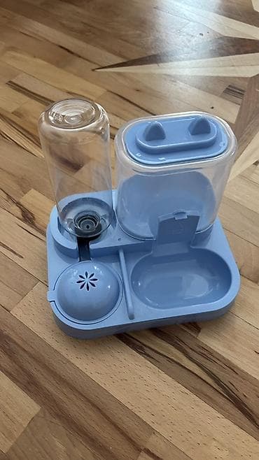 yemler: Ev heyvanları üçün 3-ü 1-də avtomatik yem və su stendi - Material — 2