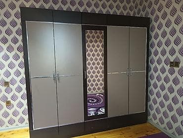 dolab islenmis: Geniş tutumlu yataq otağı şkafı - Model: 5 qapılı gardırob, mərkəzdə — 1