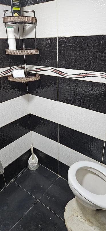 kiraye evler ecemide 2022: Kirayə üçün kiçik, səliqəli mənzil/otaq. Planlama və mebel: - 1 yataq — 5