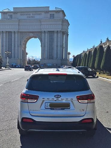 киа: Kia Sorento: 2 л | 2015 г. Внедорожник — 6