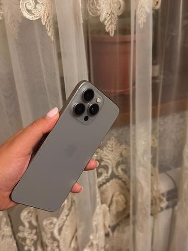 apple 5 s: IPhone 15 Pro Max, 256 GB, Natural Titanium, Barmaq izi, Simsiz şarj, Face ID — 2