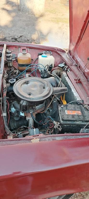 ford 7 1: VAZ (LADA) 2111: 1.3 l | 1982 il 13111 km Sedan — 4