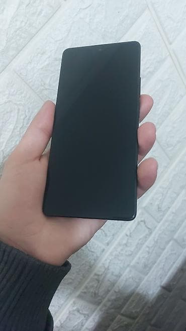 ucuz iphone 8: Poco F5, 256 GB, rəng - Qara, Sensor — 1