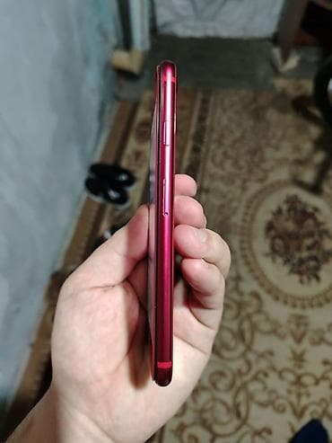 ayfon 18: IPhone SE 2020, Qırmızı — 9